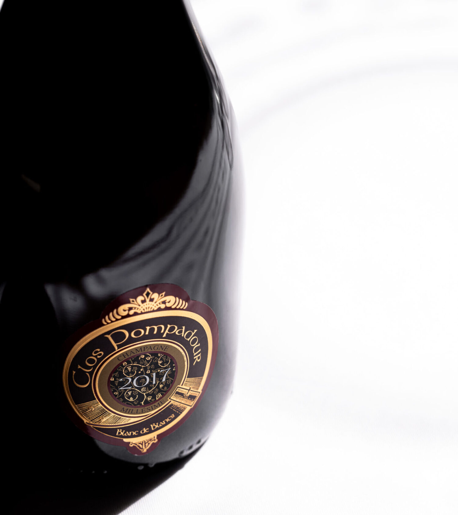 Champagne Pompadour - Logo